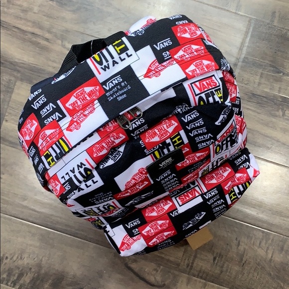 VANS CHECKERBOARD REALM BACKPACK - Picture 3 of 16